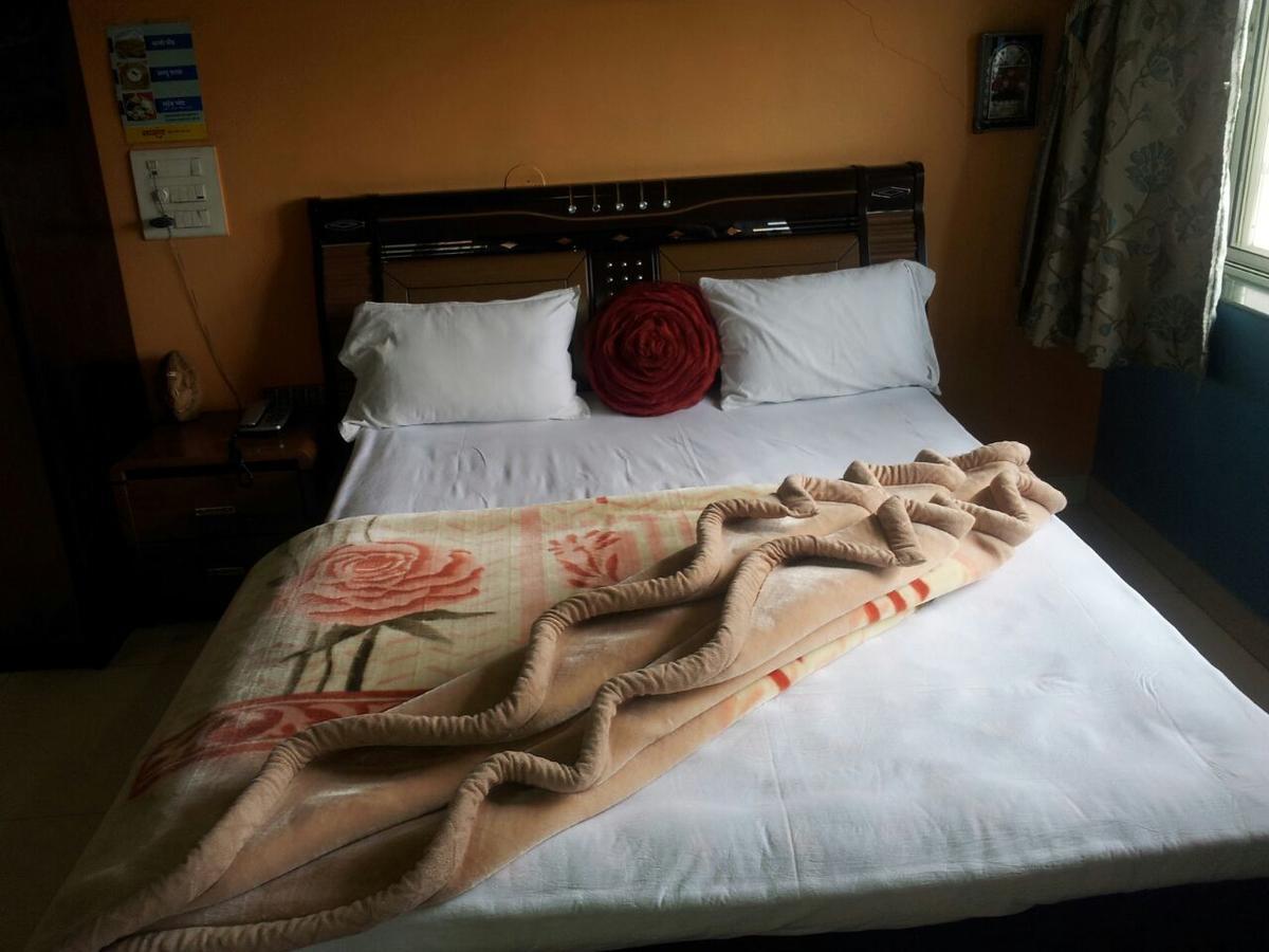 Sarang Lodging & Boarding Βίλα Satara Εξωτερικό φωτογραφία